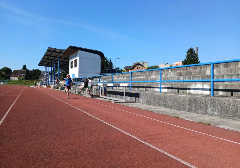 .