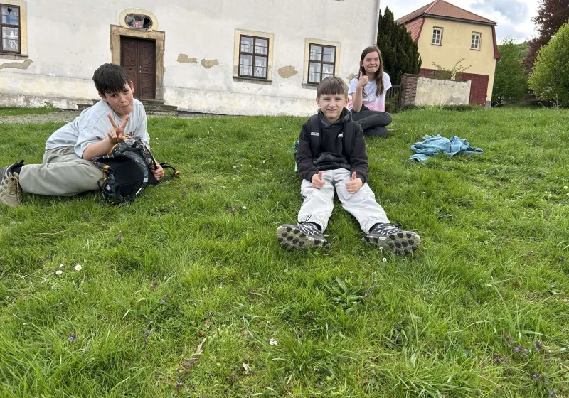 .